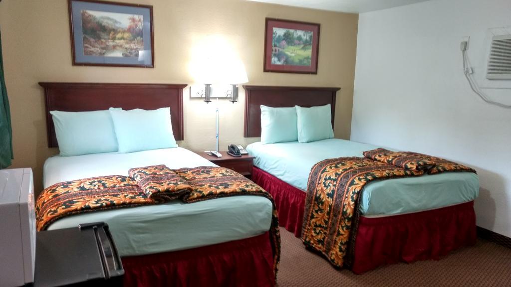 Budget Inn Hamilton Екстериор снимка