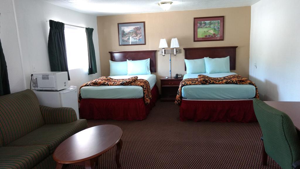 Budget Inn Hamilton Екстериор снимка